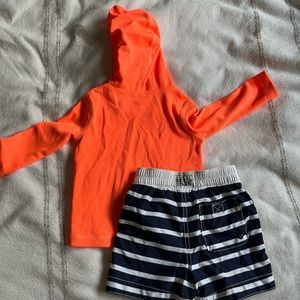 Gap kids swim set. Long sleeve rash guard with hood. Swim trunks.